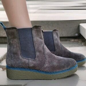 Timberland Bluebell Chelsea Wedge Brown Suede Leather Ankle Boot Shoe Women 10